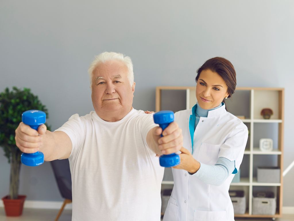 A fisioterapia domiciliar para idosos é um serviço de saúde realizado diretamente na casa do paciente, voltado para promover reabilitação, prevenção de complicações e melhora da qualidade de vida. O atendimento é feito por fisioterapeutas especializados, que levam técnicas, exercícios e equipamentos adaptados para o ambiente doméstico.